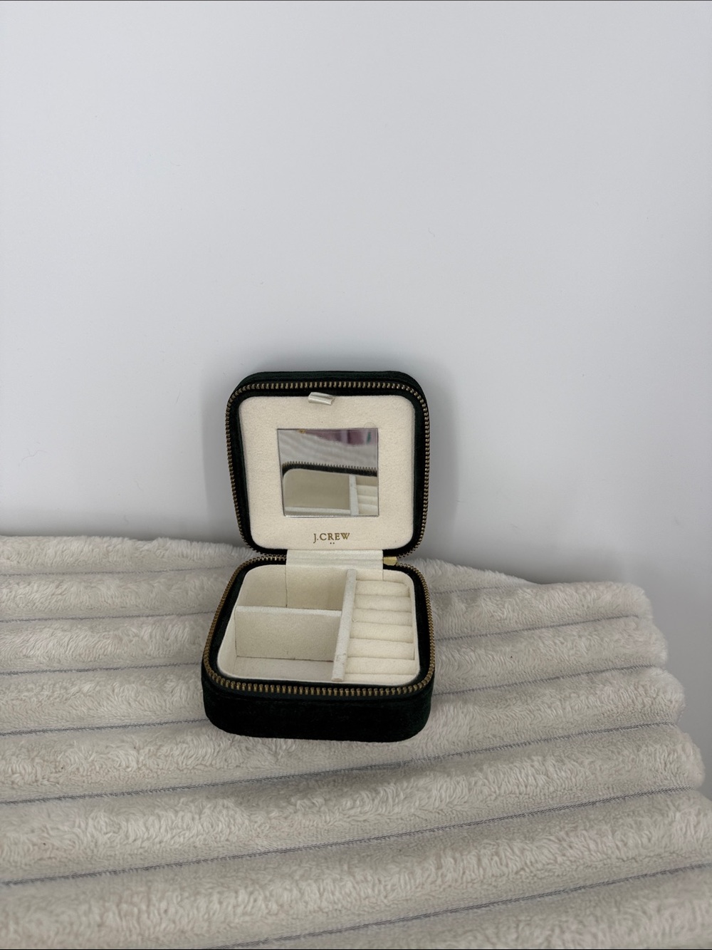 J. Crew Dark Green Velvet Travel Jewelry Box with Cream Interior